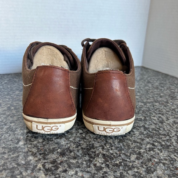Men’s UGG sneakers - Picture 3 of 4